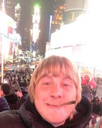 Year ago today man 🤣 whiffing a fat joint in Times Square 😎 time flys  when ur having fun and the future is even brighter let me tell ya🤗