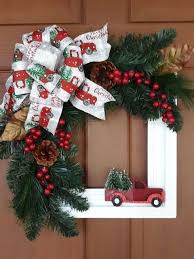 Check spelling or type a new query. Adornos Navidenos Con Marcos Dale Detalles Adornos Navidenos Decoracion Navidad Manualidades Decoracion Navidad