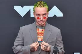 Jose alvaro osorio balvin known artistically as j balvin, is a colombian reggaeton recording artist. Emotional J Balvin Says He S Struggling With Anxiety And Some Depression Again I M Fragile Showbiz Remarkboard