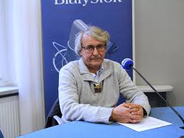 Wystawa czynna od 23.04 do 12.05.2015 r. Tragedia Pod Bialymstokiem Nie Zyje Prof Tadeusz Lapinski I Jego Zona