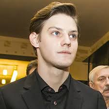 Выпускник театральной школы олега табакова. 23 Letnij Pavel Tabakov Vyskazalsya Na Temu Emigracii Iz Rossii Vokrug Tv