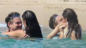Lately though leo's always with camila morrone. Leonardo Dicaprio Kissing His New Girlfriend Youtube