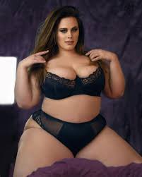 Morgan Louise - Free pics, galleries & more at Babepedia