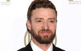 Timberlake attended the people's choice awards 2017 with his hair tossed up a bit for a little carefree look to match his casual wear. Meet Justin Timberlake And His Stubble Beard Style Beardoholic