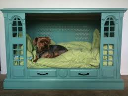 Your dog will love it! 19 Wooden Dog Beds To Create For Your Furry Four Legged Friends