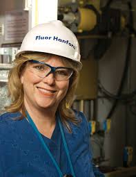 THE STRENGTH OF EXPERIENCE Fluor Co