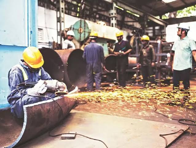 IIP data July 2025: जुलाई 2025 में भारत का औद्योगिक उत्पादन सूचकांक 3.5% बढ़ा, मैन्युफैक्चरिंग सेक्टर बना प्रमुख आधार%%sep%% %%enurl%% %%sep%% %%sitename%%