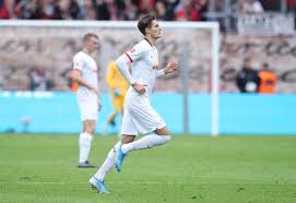 Patrik schick (born 24 january 1996) is a czech professional footballer who plays as a forward for bundesliga club bayer leverkusen and the czech republic national team. Report Patrik Schick Set To Leave Rb Leipzig As Negotiations With Roma Break Down