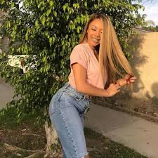Black And Blonde Ombre Wig Arabella Body Wave Free Part 13x4 Inch Lace Frontal Wig 100 Human Hair Wig With Baby Hair 210 Density In 2020 Blonde Hair Black Girls Hair Styles Wig Hairstyles
