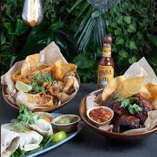 Vives, trabajas o transitas por coyoacan, síguenos tenemos tips y mucho más para ti. Coyacan Sunamerican Bar Kitchen Koln Restaurants Koln Koeln De