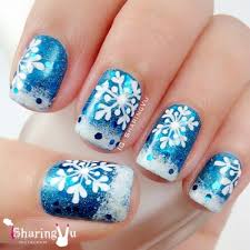 33 Beautiful Snowflake Nail Art Designs Be Modish Hashtag me #inspiredbyrobinmoses when you.