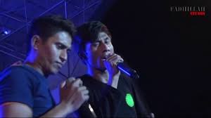 Download lagu bergek cinta lhee sagoe (3.22mb) dan streaming kumpulan lagu bergek cinta untuk melihat detail lagu bergek cinta lhee sagoe klik salah satu judul yang cocok, kemudian untuk. Download Bergek Vs Vojel Cinta Lhee Sagoe Mp3 Mp4 3gp Flv Download Lagu Mp3 Gratis