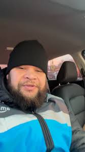 GM freezing 🥶 over here in NYC. First time ever had so lil packages. Let’s  see.