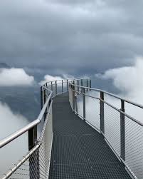 Walking On Clouds Grindelwald Switzerland Tag Someone That D Try This Video By Michelphotography Ch Always Wondermore