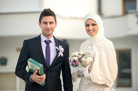 Can a marriage survive a midlife crisis. Midlife Crisis Married Muslim Men Hadith Of The Day