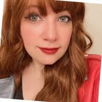 Petra Rose's Instagram, Twitter & Facebook