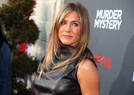 Netflix just paid $100 million dollars to keep friends. Jennifer Aniston Misses Friends And The 90s And It Ll Make You So Nostalgic