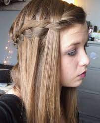 Que vous soyez fan du pompadour élégant une coiffure de longueur moyenne peut être définie comme allant de 5 à 10 cm de long. Coiffure Noel Superbe Frais Coiffure Cheveux Mi Long Tresse Hairstyle Braids For Long Hair Open Hairstyles