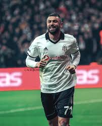 Burak, beşiktaş formasıyla son golünü 2007 yılında trabzonspor deplasmanında atmıştı. Burak Yilmaz Besiktas Besiktas Neymar Football Black