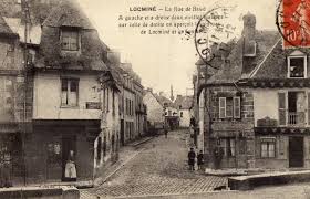 Locmine Rue De Baud Et Vieilles Maisons Carte Postale Ancienne Et Vue D Hier Et Aujourd Hui Geneanet