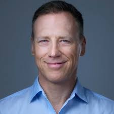 Jerry Pharr's Instagram, Twitter & Facebook