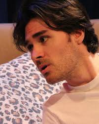 Cameron Cave (@thecameroncave) • Instagram photos and videos