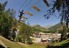 Bardonecchia is an italian town and comune located in the metropolitan city of turin, in the piedmont region, in the western part of susa valley. Kids Family Bardonecchia It