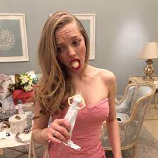 Amanda Seyfried Leaked Nude Pics! 
