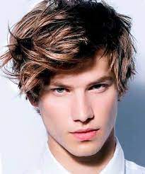 The popular cuts of the past year allow us to anticipate the trends of the year 2019 which are the the quiff hairstyle is now one of the most trendy men's haircuts of 2019. Pin On Hair Boys
