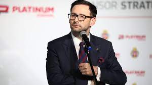 Obajtek continues as ceo of pkn orlen. Fuel For 5 Zlotys Obajtek Claims It Is Possible It Also Boasts Of The Purchase Price Of Co2 Emission Rights Sparkchronicles