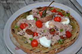 Ecco come farlo in casa. Pane Cunzato All Eoliana Rossetto Cioccolato