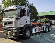 Heavy Duty Self-Dumping Hook Arm Garbage Truck for Efficient ...
