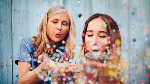 Ireland also celebrates mothering sunday. Mother S Day Gifts 30 Irish Websites And Present Ideas To Order In Time For March 14th
