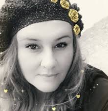 Nancy Saraiva's Instagram, Twitter & Facebook