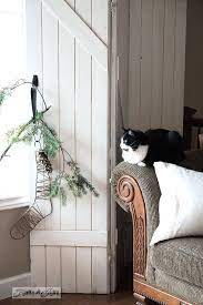 Valuable Cat Tips You May Not Know And Their Fav Gear Vintage Inspired Christmas Christmas Inspiration Funky Junk