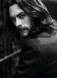 Superstar. Supergau. Superhelden.