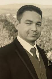 Daniel Elliot's Instagram, Twitter & Facebook