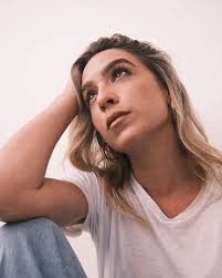 Emily Chamberlain's Instagram, Twitter & Facebook