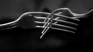 Avoir Un Bon Coup De Fourchette In 2020 Grill Pan Pan Grilling