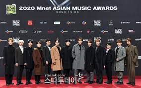 Fans have noticed something peculiar about seventeen and 'mnet asian music awards'.following the air of '2020 mama' on december 6, . Seventeen At 2020 Mama Photo Stage Seventeen ì„¸ë¸í‹´ Diary Facebook
