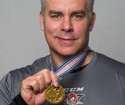 À 47 ans, dominique ducharme obtient sa première chance comme entraîneur en chef dans la ligue nationale. Ducharme Je Me Challenge Pour Mieux Progresser L Express