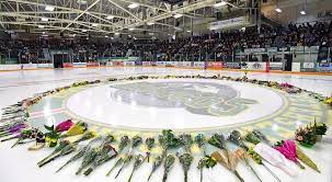 Humboldt, sask.—humboldt broncos player tyler smith had a broken collarbone, a broken shoulder blade and nerve damage down. Plans For Humboldt Broncos Roadside Memorial Tribute Centre Announced