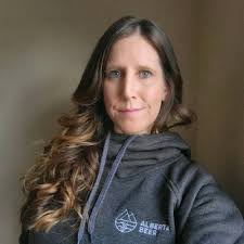 Alberta Small Brewers Association, Alberta Craft Distillers Association and  Alberta Hospitality Association have come together for the Welcome Back  program.