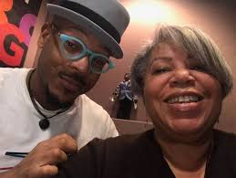 Salon Sessions: Etienne Charles