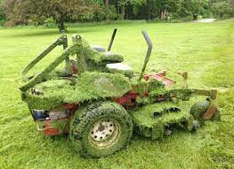 Mowing Wet Grass Here Are The Top 20 Tips To Know Mowing Zero Turn Lawn Mowers Lawn Care