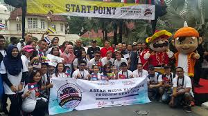 Malaysia adalah sebuah negara di asia tenggara. Asean Media Bloggers Tourism Hunt 2017 Dboystudio