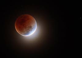Lunar eclipses occur when earth moves between the sun and the moon, blocking sunlight from falling onto the. Moxh2cgqyxszzm