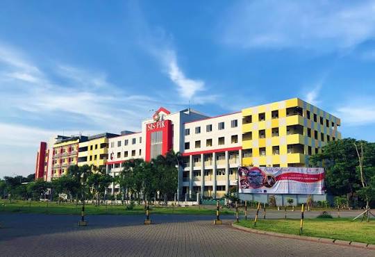 SIS Pantai Indah Kapuk - Junior College