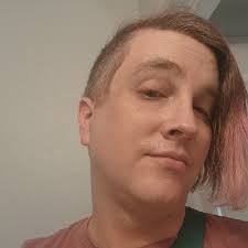 Low Quality Facts: "I bet my girlfriend that this …"