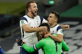 Frank lampard makes three changes from the team that began the midweek champions league win in rennes, one in defence, one in midfield and one in attack. Tottenham Vs Chelsea Fc Live Spurs Win Penalty Shootout 5 4 Latest News And Mourinho Lampard Reaction London Evening Standard Evening Standard